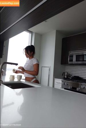 Julia Kelly photo #0007