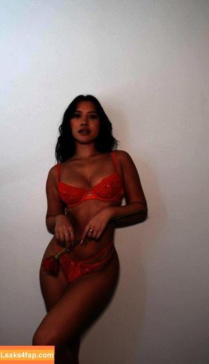 Julia Kelly photo #0021