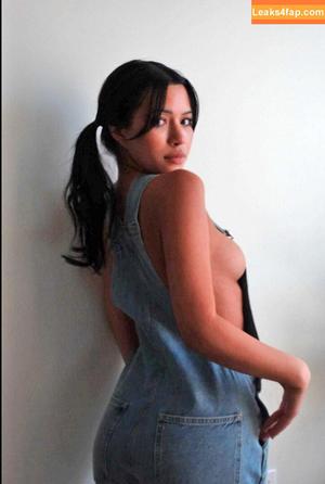 Julia Kelly photo #0082