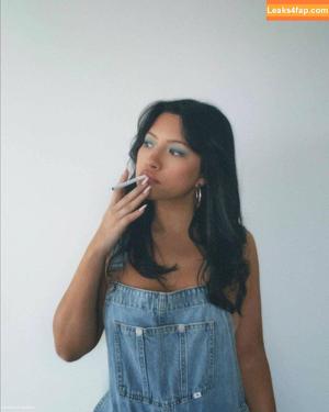 Julia Kelly photo #0178