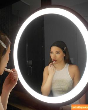 Julia Kelly photo #0213