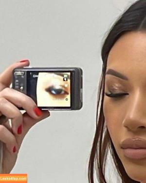 Julia Kelly photo #0221