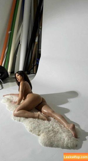 Julia Kelly photo #0222