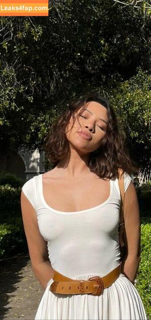 Julia Kelly photo #0224