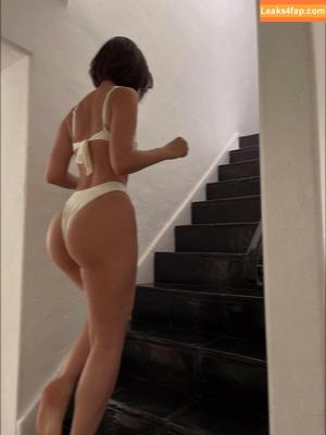 Julia Kelly photo #0253