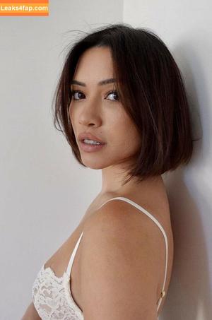 Julia Kelly photo #0261