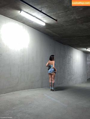 Julia Kelly photo #0284