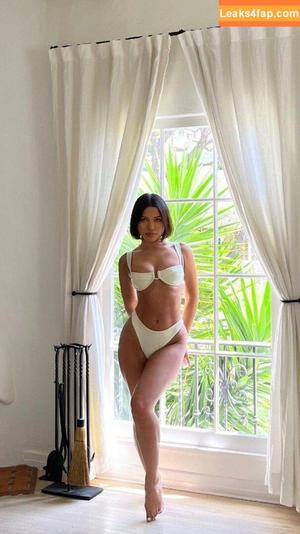 Julia Kelly photo #0302