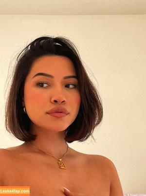 Julia Kelly photo #0329