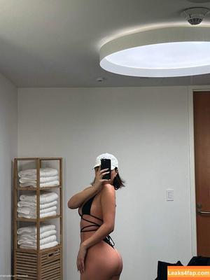 Julia Kelly photo #0336