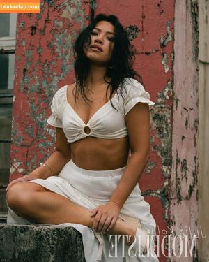 Julia Kelly photo #0347