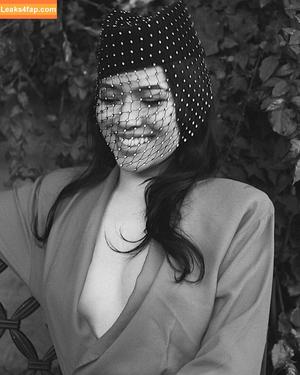 Julia Kelly photo #0357