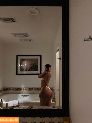 Julia Kelly photo #0370