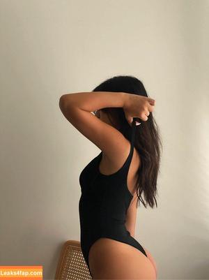 Julia Kelly photo #0457