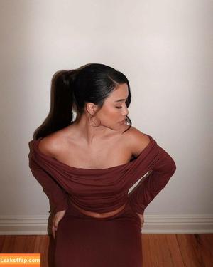 Julia Kelly photo #0494