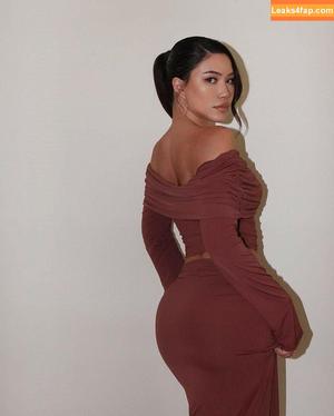 Julia Kelly photo #0496