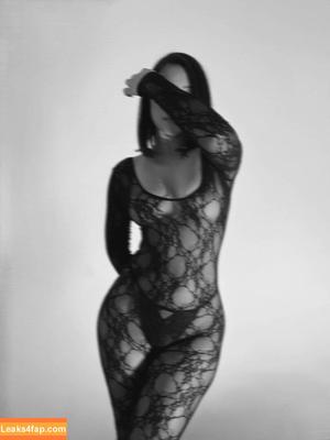 Julia Kelly photo #0497