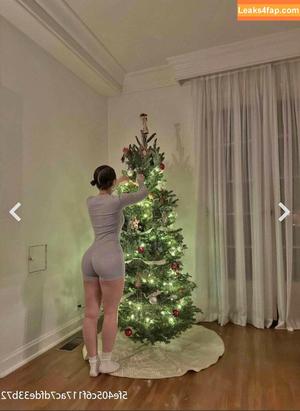 Julia Kelly photo #0524