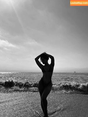 Julia Kelly photo #0580