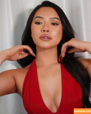 Julia Kelly фото #0689