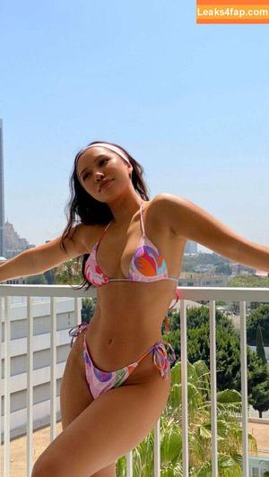 Julia Kelly фото #0963