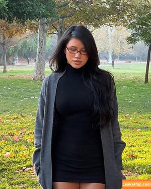 Julia Kelly photo #1262