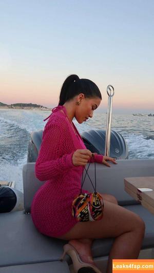 Julia Kelly photo #1478