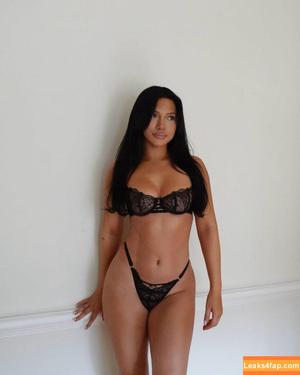 Julia Kelly photo #1527