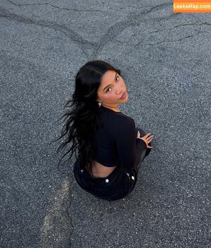 Julia Kelly photo #1538