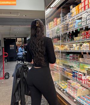 Julia Kelly photo #1539