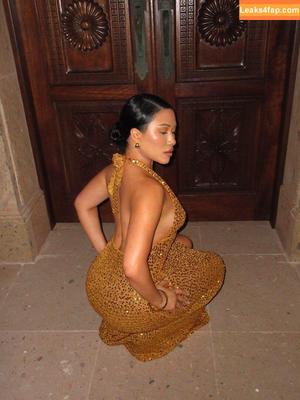 Julia Kelly фото #1575