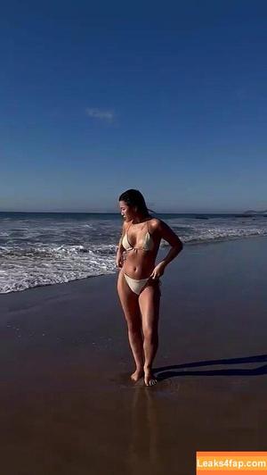 Julia Kelly photo #1619