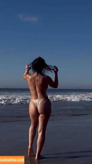 Julia Kelly photo #1622