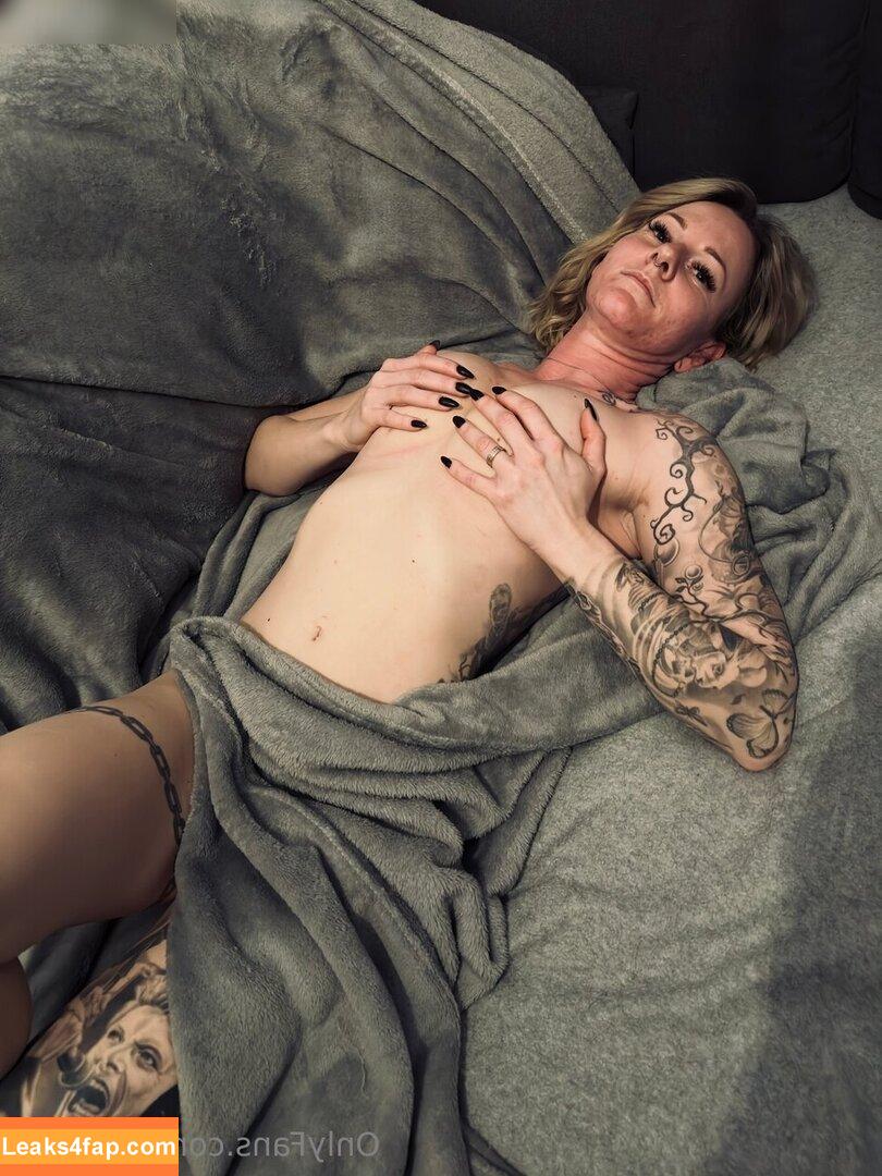 Julia Kern / mischiidc / mrs_july leaked photo photo #0046