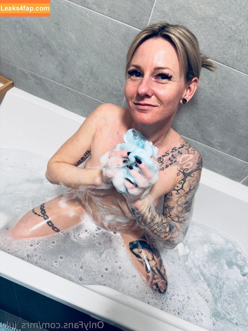 Julia Kern / mischiidc / mrs_july leaked photo photo #0092