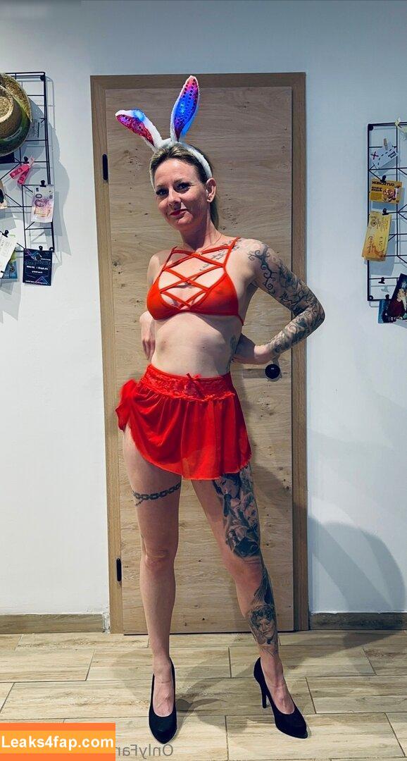 Julia Kern / mischiidc / mrs_july leaked photo photo #0102