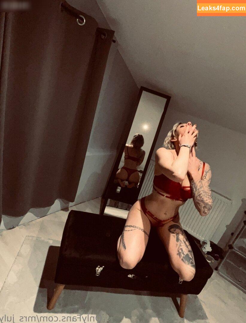 Julia Kern / mischiidc / mrs_july leaked photo photo #0114