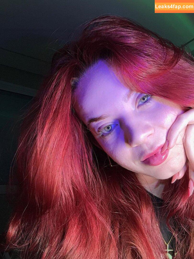 Julia Linhares / _julialinhares_ leaked photo photo #0128