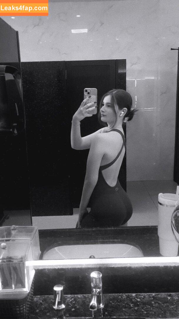 Julia Linhares / _julialinhares_ слитое фото фото #0129