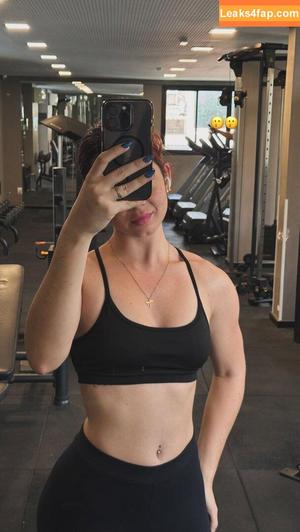 Julia Linhares фото #0136