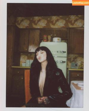Julia Michaels photo #0009