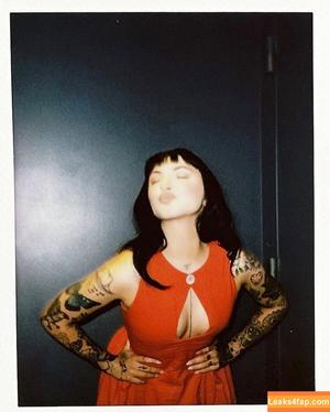 Julia Michaels photo #0010