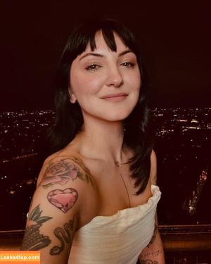 Julia Michaels photo #0018