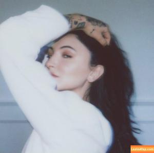 Julia Michaels photo #0020