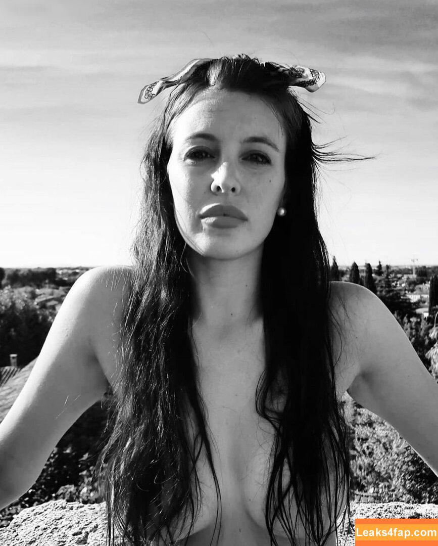 Julia Nageler /  leaked photo photo #0018