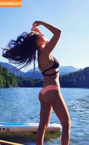 Julia Nageler photo #0016