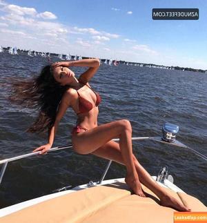 Julia Pietruszynska photo #0024