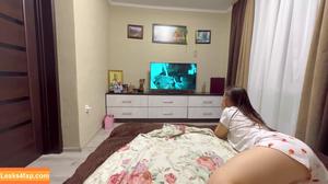 Julia's Adventures photo #0001