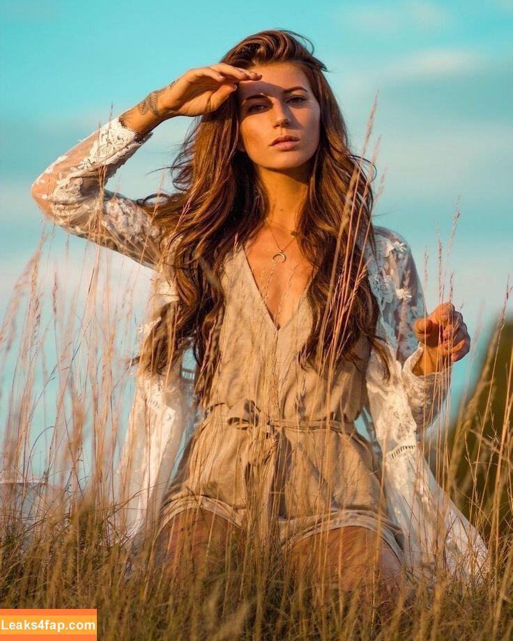 Julia Schäfer /  leaked photo photo #0011