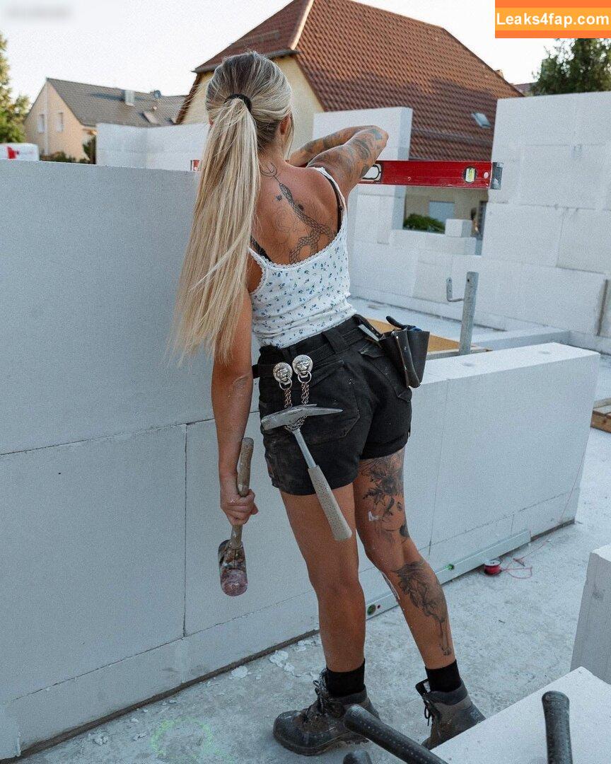 Julia Schäfer /  leaked photo photo #0025